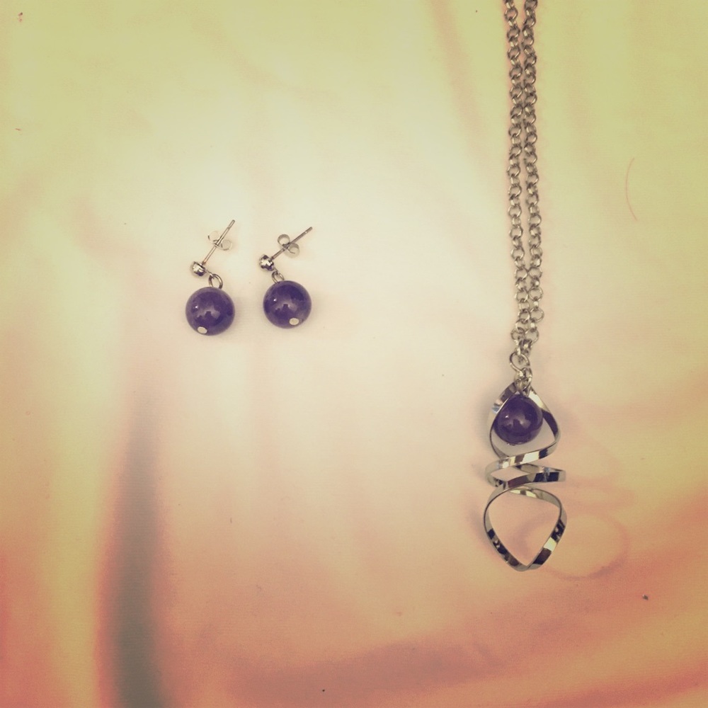 Necklace and Matching Earring Set